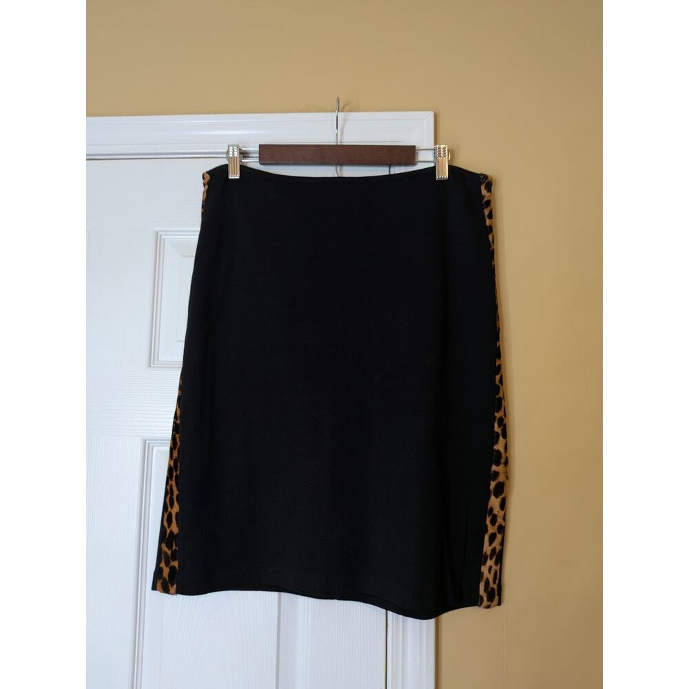 St. John Leopard Calf Hair Knit Skirt Set Size 12 Designer Matching Set Chic - Picture 9 of 13